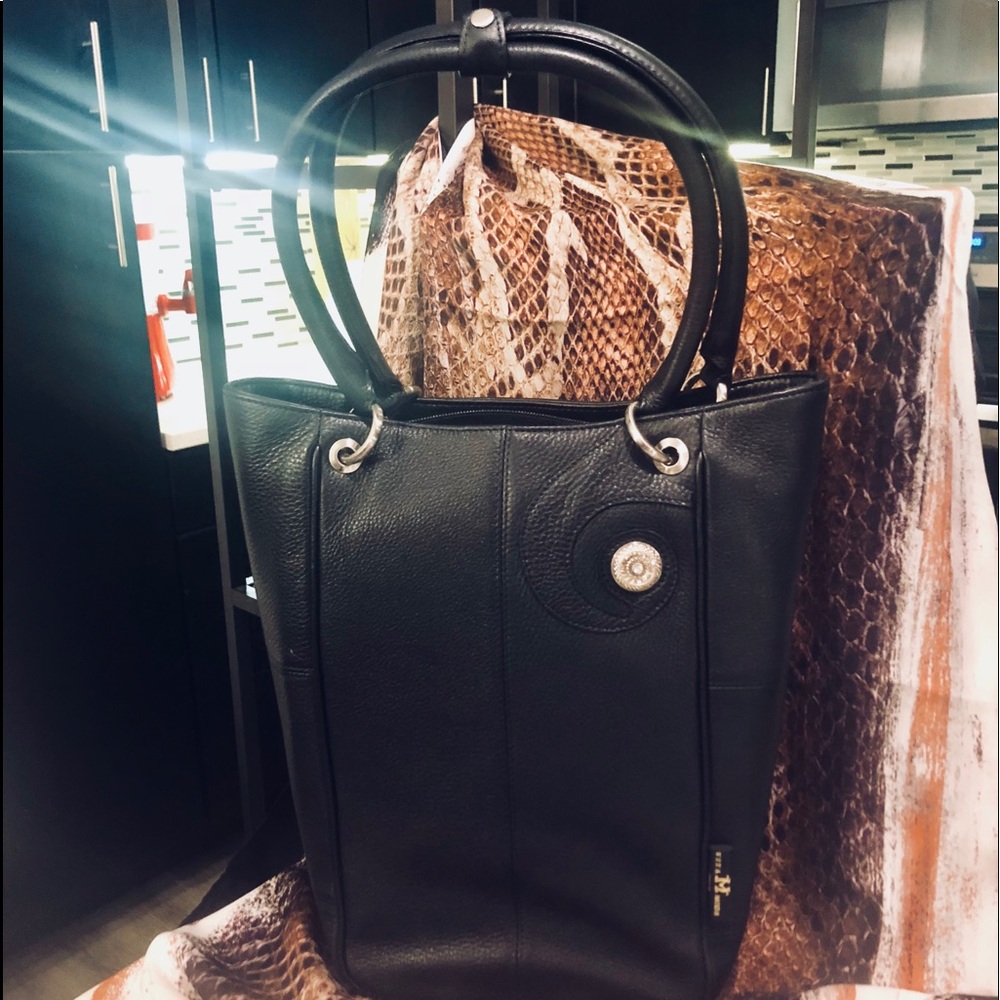 NEW!! VITA MODA Italia deep Leather Bag.